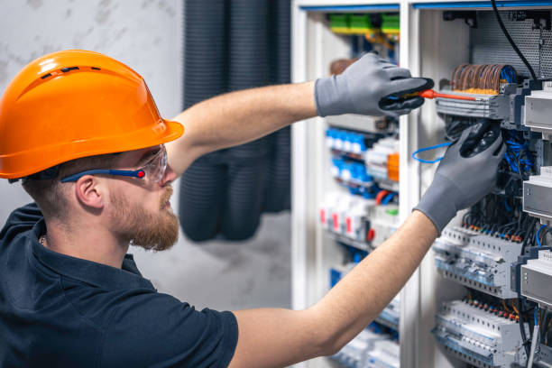 Best Licensed Electrician  in Clifton, NJ